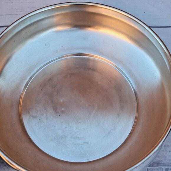 ENGLISH SILVER MFG CORP USA BY LEONARD FOOTED CASSEROLE DISH WITH LID - Picture 12 of 16